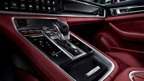 2023 Porsche Panamera 4 Platinum Edition Review