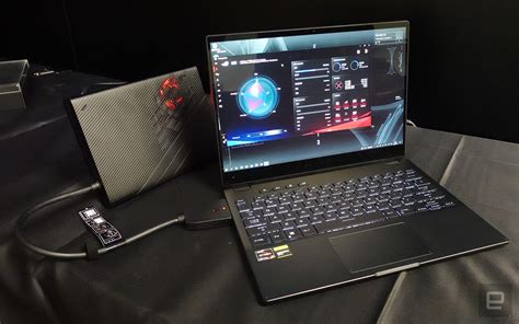 ASUS ROG Flow X13 香港動手玩：專屬外接 3080 GPU + 輕巧變形筆電