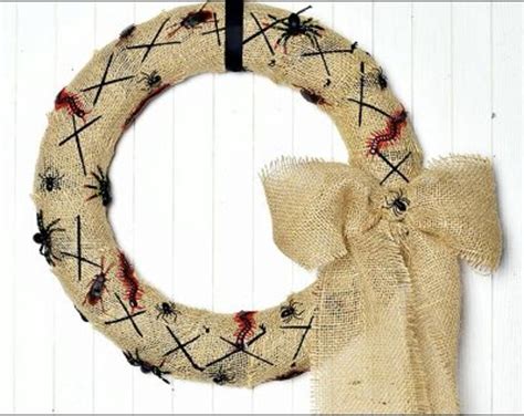 28 Best Halloween Wreaths to Make - FeltMagnet