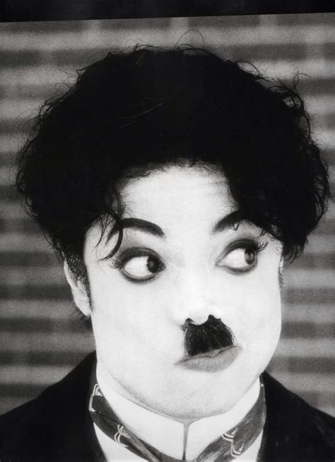 Michael Jackson as Charlie Chaplin in 1995 | Michael jackson, Micheal ...