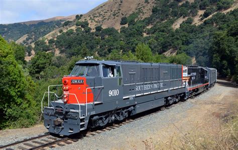 Pacific Locomotive Association debuts restored Southern Pacific KM ...