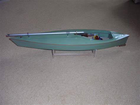 Etherow Model Boat club: Punt Gun boat.