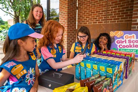 Girl Scout Cookie Season Starts Today! Here's What to Know