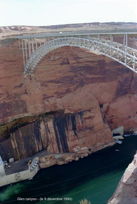 Glen Canyon Bridge (Page, 1959) | Structurae