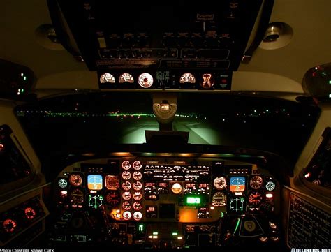 Cockpit Beechcraft 1900 Semi Trucks Interior, Html Sitemap, Flight Deck ...