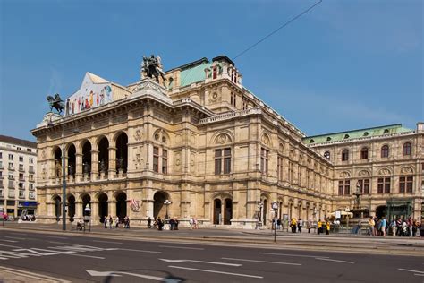 Hello Talalay: Visiting The Vienna State Opera (Staatsoper)