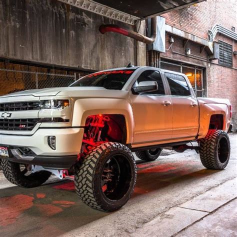 Custom 2018 Chevy Silverado | Images, Mods, Photos, Upgrades — CARiD ...