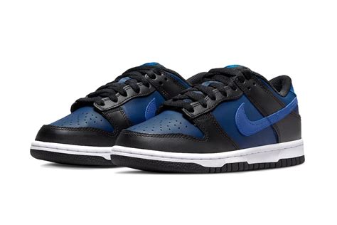 Blue And Black Nike Dunks: Stylish Sneakers For Any Outfit - Shoe Effect