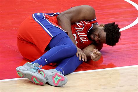 Joel Embiid injury update: Sixers C suffers bone bruise, could miss two ...