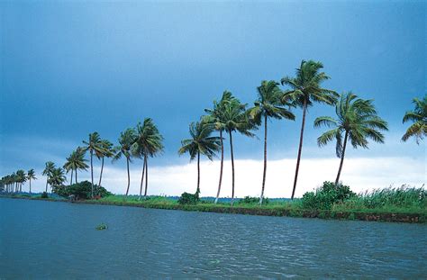 Kerala Backwaters Wallpapers - Top Free Kerala Backwaters Backgrounds ...