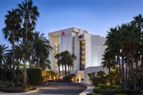 NEWPORT BEACH MARRIOTT HOTEL & SPA - 555 Photos & 495 Reviews - Hotels ...