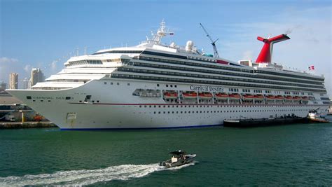 Cruise ship tours: Carnival Destiny