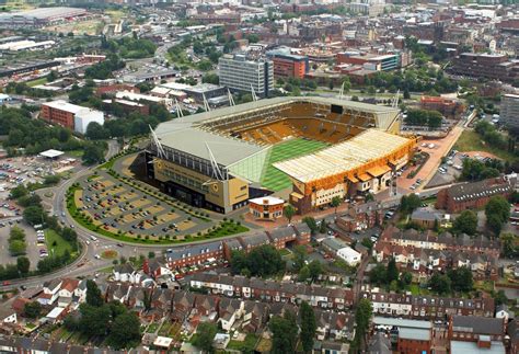 Molineux - Aerial - Wolverhampton Wanderers FC | Wolverhampton ...