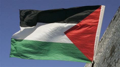 Historic raising of Palestinian flag at United Nations - CNN