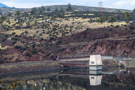 California's Klamath River: Why Are the Dams Being Removed? - A-Z Animals