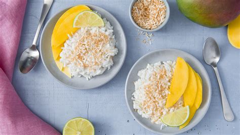 Sweet Mango Sticky Rice Recipe with Jasmine | Carolina® Rice