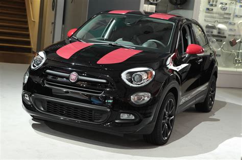 Mopar-Ize the 2016 Fiat 500X with Special Accessories