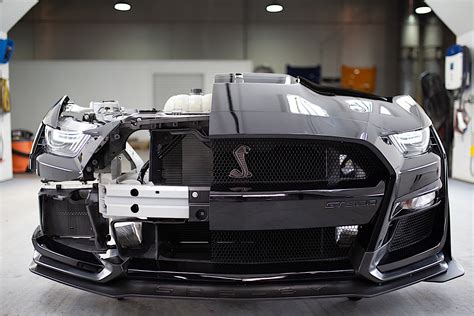 Ford Reveals How It Shaped the 2020 Mustang Shelby GT500 - autoevolution