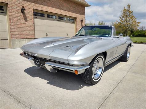 1967 Chevrolet Corvette Convertible at Indy 2021 as K74.1 - Mecum Auctions