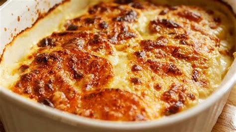 Amazing Gratin Dauphinois - Easy Meals with Video Recipes by Chef Joel ...