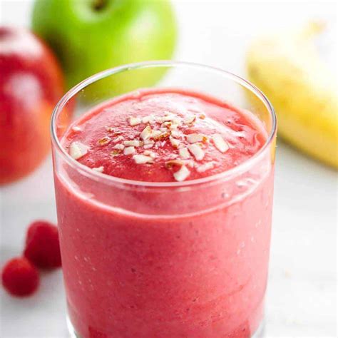 Apple Smoothie with Raspberries - Jessica Gavin