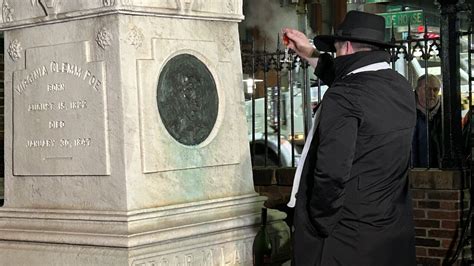 ‘Poe Toaster’ tradition carries on at famed poet’s gravesite