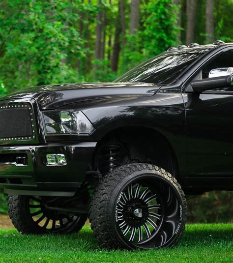 Marris Gulledge with a lifted Dodge Ram 2500 (Custom) - ModifiedX