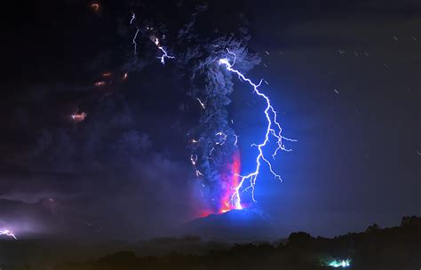 The Eruption of Chile's Calbuco Volcano - The Atlantic