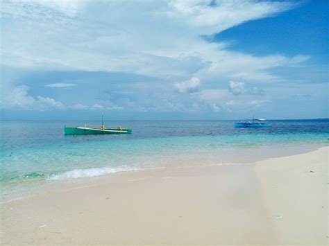 15 BEST BEACHES IN PANGASINAN (Top Picks for 2024)