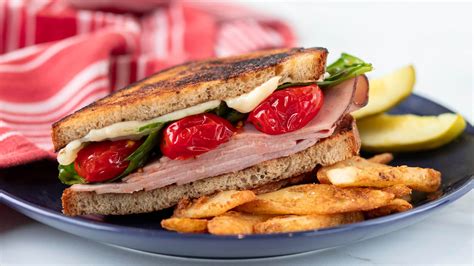 Our Ohio Recipe: Oven toasted ham and cheese sandwich