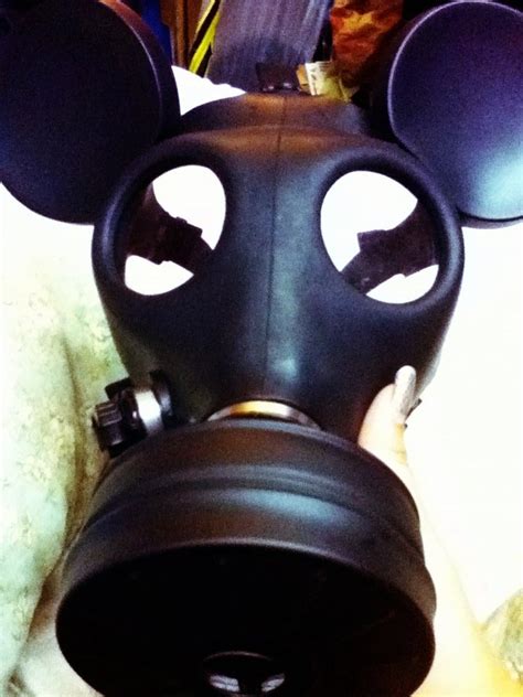 1000+ images about Mickey Mouse Gas Mask on Pinterest | Warfare, Wolves ...