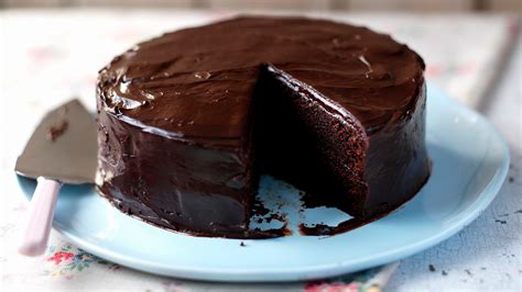 Best Chocolate Cake Recipe (2024) - Birthday Cakes 2024