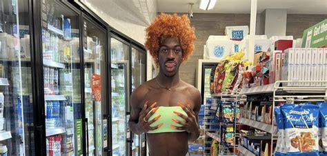 Lil Nas X shows off Ice Spice Halloween costume