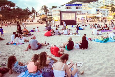 Cala Llonga - Cinema Paradiso Ibiza