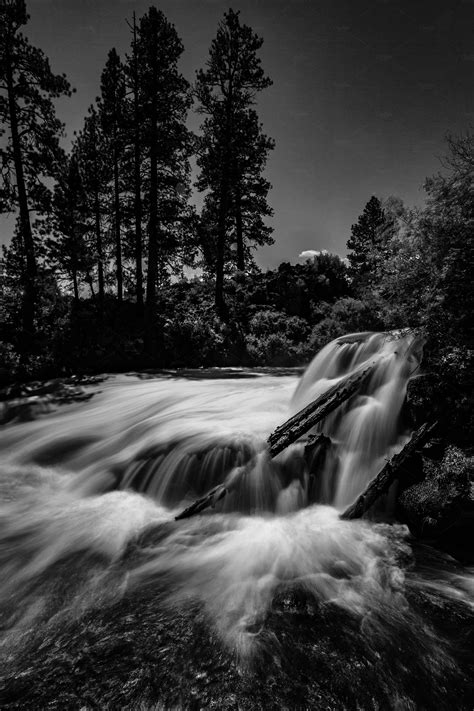 Waterfall in Black and White | High-Quality Nature Stock Photos ...