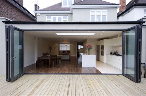 Flat Roof Single Storey Extension | Advantages Over Pitched Roofs ...