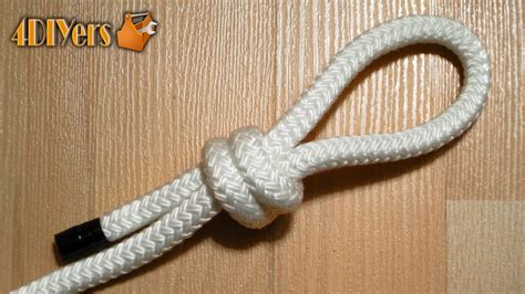 DIY: Tying A Scaffold Knot - YouTube