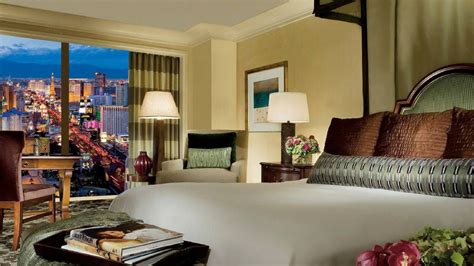 Four Seasons Hotel, Las Vegas | Las vegas hotel suites, Vegas hotel ...