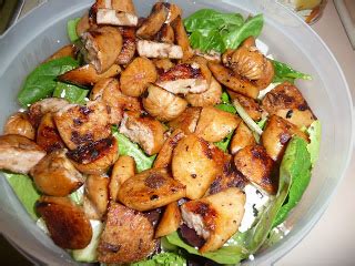 Clean Eating Machines: Chicken apple sausage salad