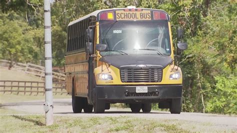 Lamar CISD parents frusturated with school bus system | khou.com