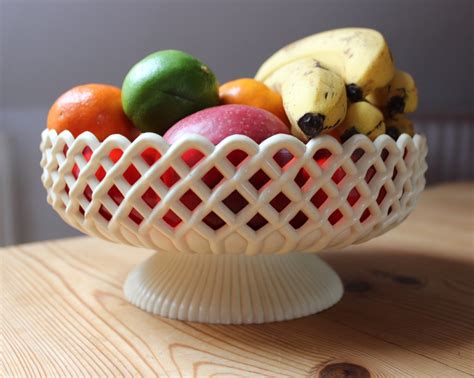 1960's Plastic Fruit Bowl very similar to Dialene by SmashingTimes