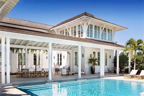 A Florida Home That Balances Moorish-Colonial Touches with an Airy ...