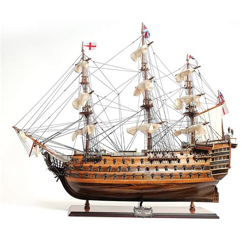 HMS Victory Mid Size EE T033 - Wooden Ship Model