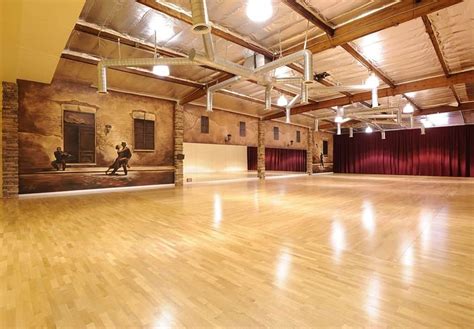 How Much Does It Cost to Rent a Dance Floor? - Peerspace