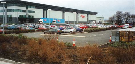 Argos Distribution Centre Heywood © Paul Anderson cc-by-sa/2.0 ...