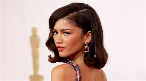 Zendaya Oscars 2024 - Ara Lindsy