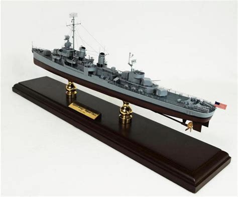 USN - USS Fletcher Class Destroyer - Mahogany Ship Model 1/192 Scale - WWII