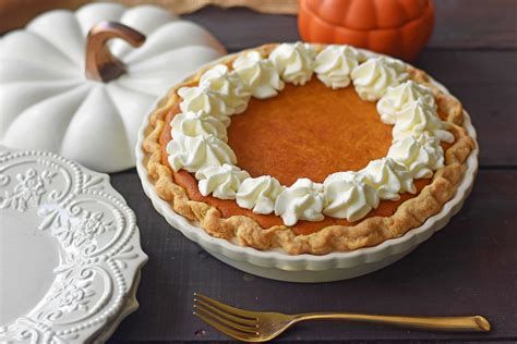 The Best Pumpkin Pie Recipe – Modern Honey