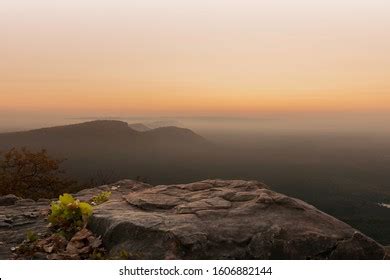 163,572 Cliff Edge Royalty-Free Photos and Stock Images | Shutterstock