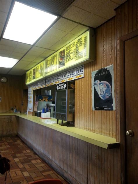 Maywood Express | 2 S 5th Ave, Maywood, IL 60153, USA